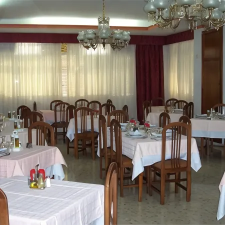Hotel Lanjaron Отели в г. Ланхарон