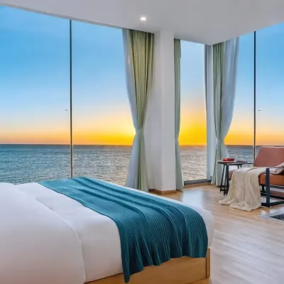 Beihai Yintan Linggan Seaview Homestay (International Passenger Transport Terminal Shop)