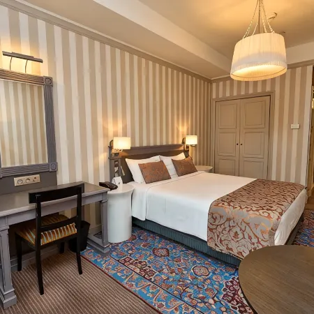 Отель Mercure Арбат Москва Отели рядом с достопримечательностью «ул. Арбат»