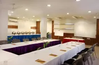 Hotel Mandakini Plaza , Kanpur