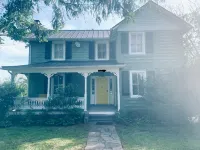 Stylish 1-bd/1-ba gardern apt within quaint Bluemont village, walk to wineries. - 2-Star