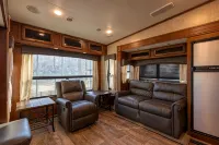 Luxury RV Retreat wd Firepit and Grille– Serene Wooded Stay Near Red River Gorge