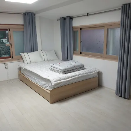 Namhae Doldam Pension