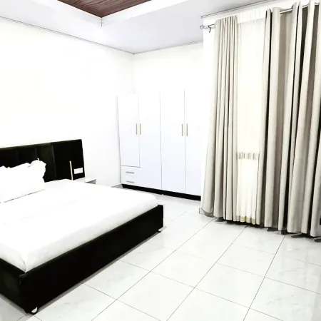 Silver Budget & Travel Accommodation