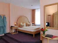 Kurhotel Fürstenhof Hotele w: Blankenburg