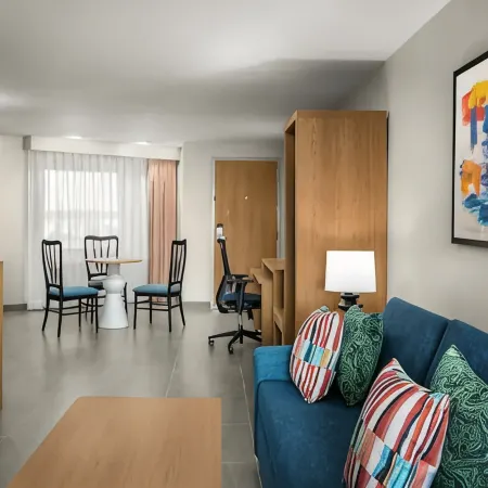 Home2 Suites by Hilton Outer Banks Kill Devil Hills Отели в г. Килл-Девил-Хилс
