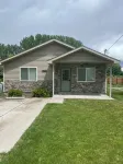 Updated country home sleeps 8 firepit mountain view close to Hyrum Reservoir