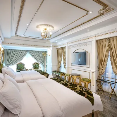 Queen Castle Hotel Отели рядом с достопримечательностью «Канатная дорога над озером Солнца и луны»