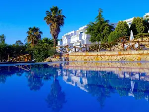 Agionissi Resort