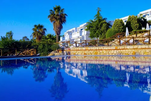 Agionissi Resort - スパ