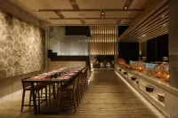 pinhu  Yijia Hotel