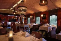 โรงแรม La Tartane Saint -Tropez - พร้อมอาหารเช้า