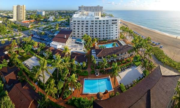 Beachcomber Resort & Club