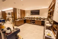 Skyline Hotel & Suite
