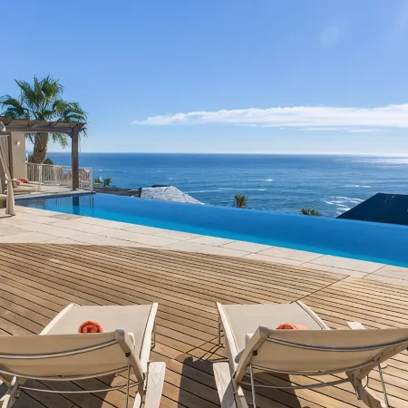 Compass House Boutique Hotel - Adults Only Отели рядом с достопримечательностью «Пляж Клифтон №4»