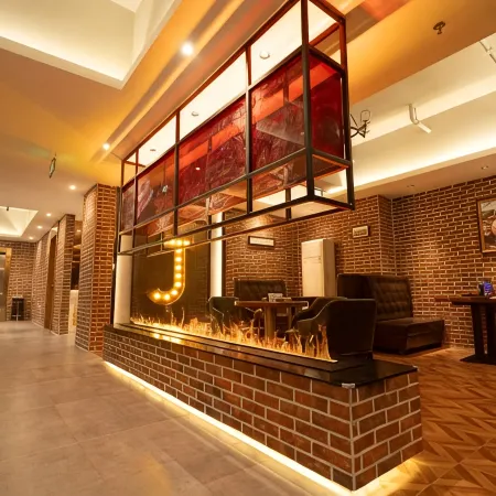 James Joyce Coffetel (Xi'an Xianyang International Airport Airport New Town Subway Station)