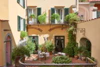 Rivoli Boutique Hotel