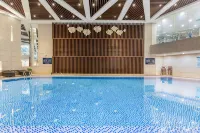 Universal Hotel Urumqi - Pools