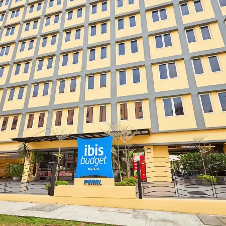 ibis budget Singapore Pearl Отели рядом с достопримечательностью «Гейланг»