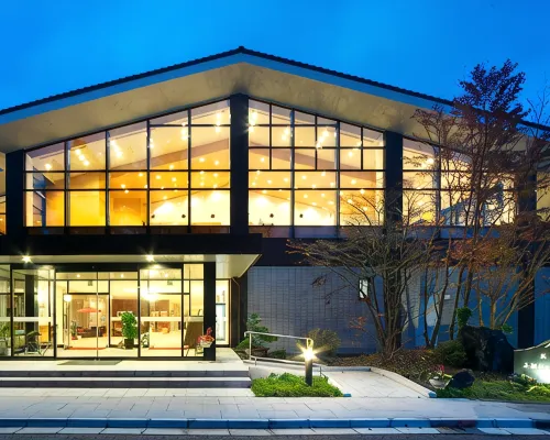 Motosu Phoenix Hotel Hotels near Aokigahara