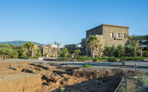 Resort Acropoli - Homestays