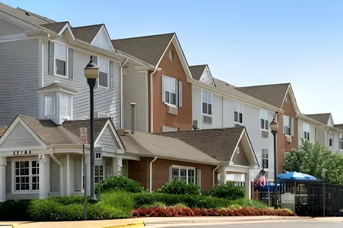 TownePlace Suites Dulles Airport - 3-Star