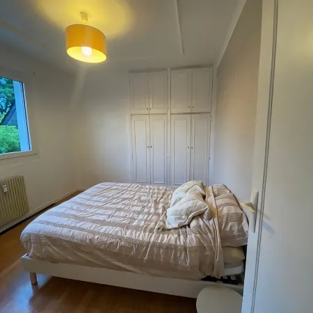 Charming one-bedroom apartment close to Conleau