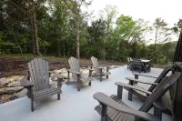 Huge Private Heated Swim Spa • Game Room • 7Br/7Baentire Home  Work Space,