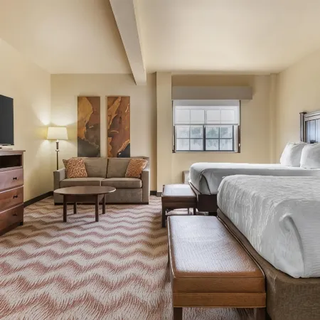 Best Western Plus Cimarron Hotel  Suites