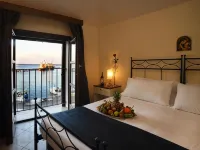 Al Pescatore Hotel & Restaurant