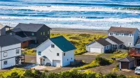 In-House Elevator, Waffles, Amazing Ocean Views - 4-Star