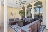 GREAT DEAL! Huge and Stylish Lake View House in Rowlett - Jacuzzi