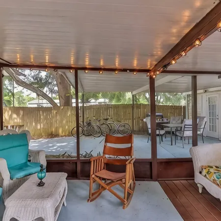 Fun Weeki Wachee River Boathouse