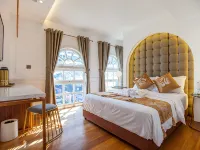 White Mansion Georgetown (Self check-in) Hotels near Convention 33
