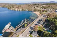 Come for the View-Stay for the Fun-Lake Winnipesaukee - Late Check-out Sundays - 2 étoiles