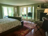 Cape Cod Chatham  Water View Retreat