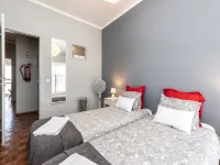 Sooty Blue Apartment, Wifi - 2-Star