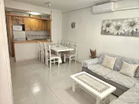Beautiful bright apartment 5 min walk from the beach and shops - 2-Sterne