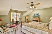 Woodland Trails Lodge on 130 acres with ponds and miles of private trails