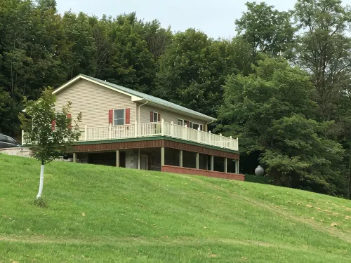 Beautiful Getaway amazing views! Sleeps 6 - 3-Star
