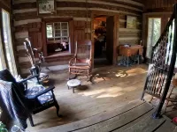 Authentic 1800s Century Kentucky Log Cabin Land Bewteen the Lakes Hotels in Trigg County