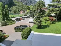 Hotel Garden - Mountain view