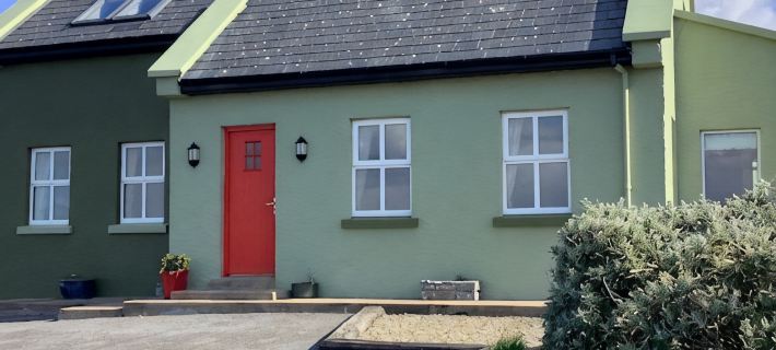 A Unique Cottage, Doolin  Breathtaking Ocean & Burren views Hotels in Clare