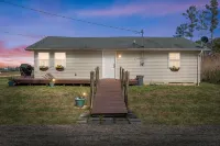 Cozy Sunrise Waterfront 2-bedroom Cottage & Dock. Serene Point Lookout/Scotland - ビーチサイド