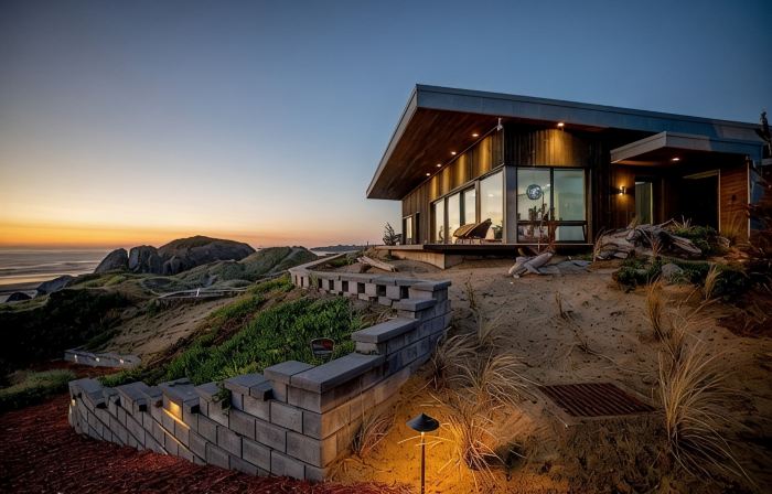 Bandon Beach - Ocean View, Hot Tub & Beach Access