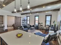 Chic Urban One-Bedroom Loft in downtown Big Timber w/ Recreation All Around - 4성급
