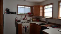 Guest House near Glacier with sunset views