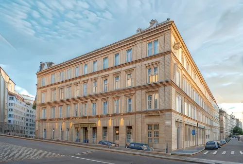 HiLight Suites Hotel