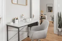Guest Favorite Getaway in Lakeview Near Wrigley - Апартаменты