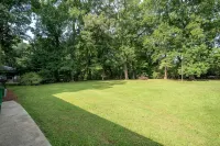 Marietta! Near the Square, Pets & Long stays ok. Entire home - 방갈로